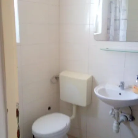 And Camelia Guest house Premantura