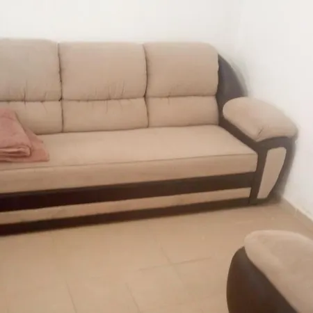 Guest house And Camelia